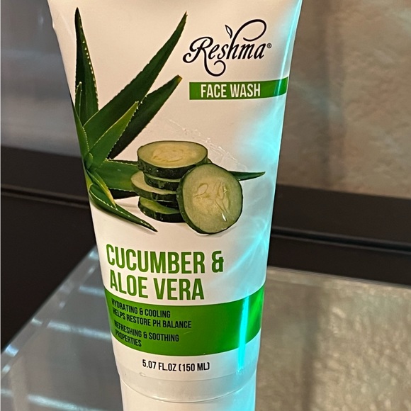 Reshma Face Wash CUCUMBER &
ALOE VERA soothing, hydrating, cooling properties. - Picture 9 of 9